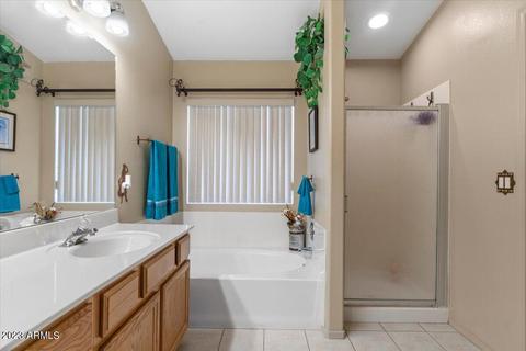 697 W Baylor Ln, Gilbert, AZ 85233 photo 8