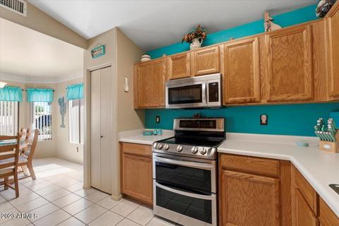 697 W Baylor Ln, Gilbert, AZ 85233 photo 5