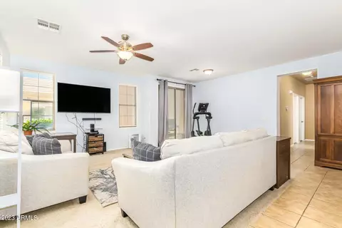 3868 E Yeager Dr, Gilbert, AZ 85295 photo 4