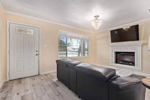 3228 Emerald Cir, Mesa, AZ 85204 photo 5