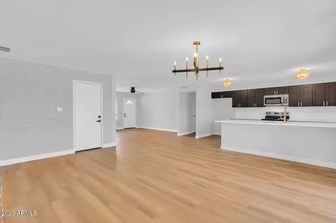 1264 E Campus Dr, Tempe, AZ 85282 photo 9