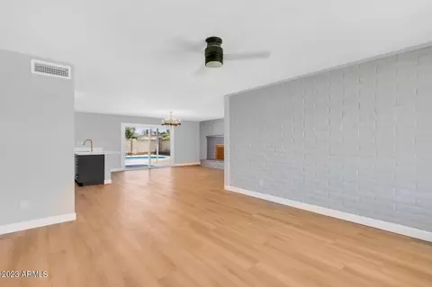 1264 E Campus Dr, Tempe, AZ 85282 photo 12