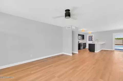1264 E Campus Dr, Tempe, AZ 85282 photo 13