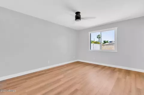 1264 E Campus Dr, Tempe, AZ 85282 photo 14