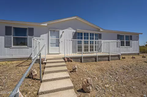 16624 W Dixileta Dr, Surprise, AZ 85387