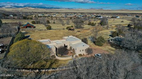 54 N Burk St, Eagar, AZ 85925 photo 3