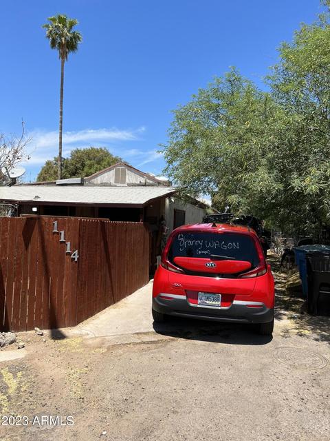 1114 W Estes Way, Phoenix, AZ 85041