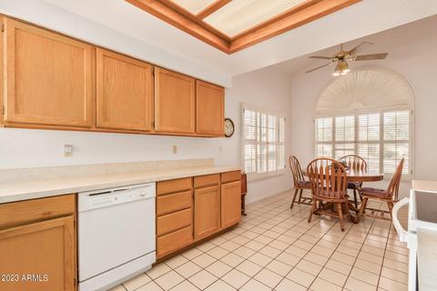6718 E Saddleback Cir, Mesa, AZ 85215 photo 11