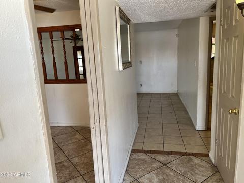 5628 S 20th Ln, Phoenix, AZ 85041 photo 6