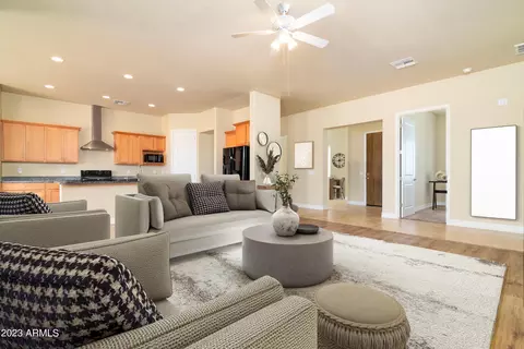 1780 E Concho St, Apache Junction, AZ 85119 photo 7
