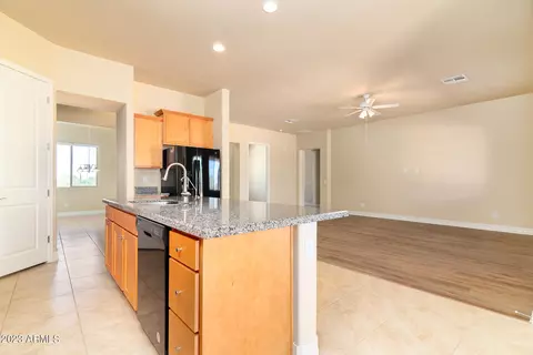1780 E Concho St, Apache Junction, AZ 85119 photo 23