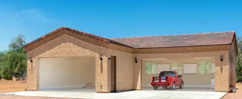 1780 E Concho St, Apache Junction, AZ 85119 photo 3