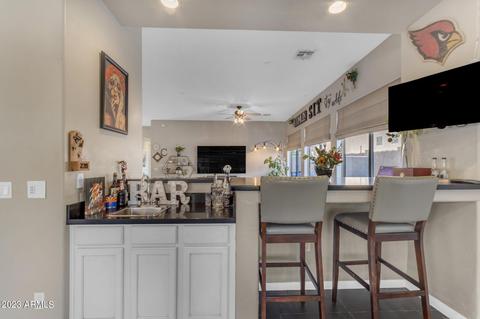 2115 E Valencia Dr, Phoenix, AZ 85042 photo 9
