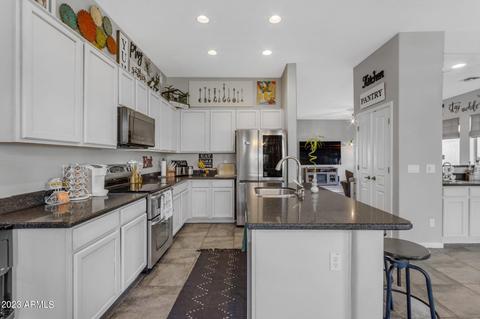 2115 E Valencia Dr, Phoenix, AZ 85042 photo 14
