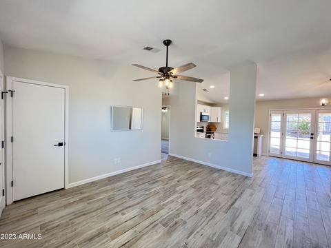 551 N 95th Pl, Mesa, AZ 85207