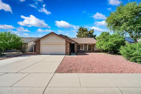 6920 W Wescott Dr, Glendale, AZ 85308