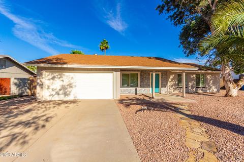 11819 S Maze Ct, Phoenix, AZ 85044