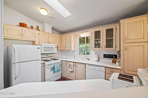 2097 Gilbert Ln, Overgaard, AZ 85933 photo 9