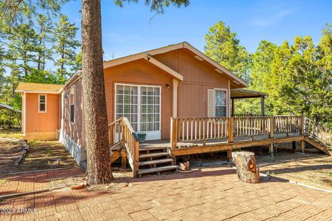 2097 Gilbert Ln, Overgaard, AZ 85933