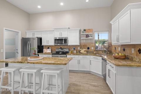 973 S Oak St, Gilbert, AZ 85233 photo 8