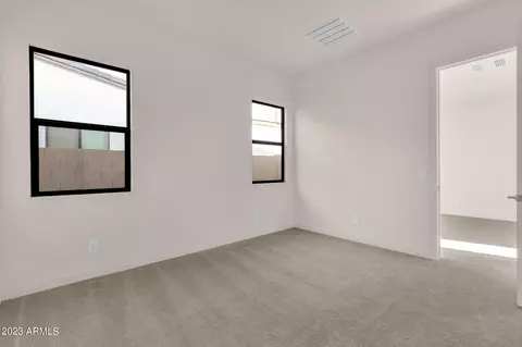 908 E Buist Ave, Phoenix, AZ 85042 photo 13