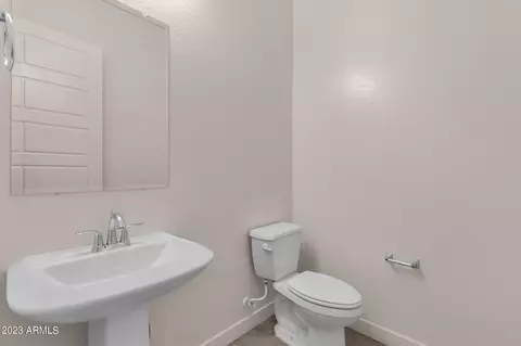 908 E Buist Ave, Phoenix, AZ 85042 photo 12