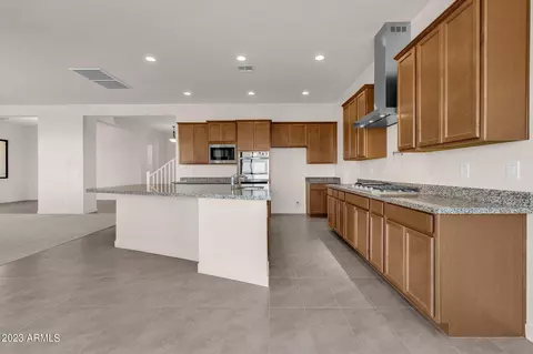 908 E Buist Ave, Phoenix, AZ 85042 photo 8