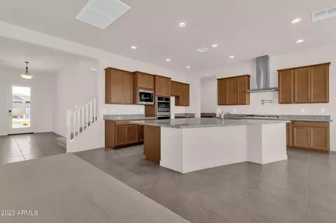 908 E Buist Ave, Phoenix, AZ 85042 photo 9
