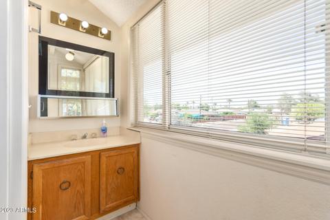 1402 E Osborn Rd #11, Phoenix, AZ 85014 photo 18
