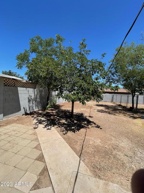 3220 W Pierce St, Phoenix, AZ 85009 photo 10