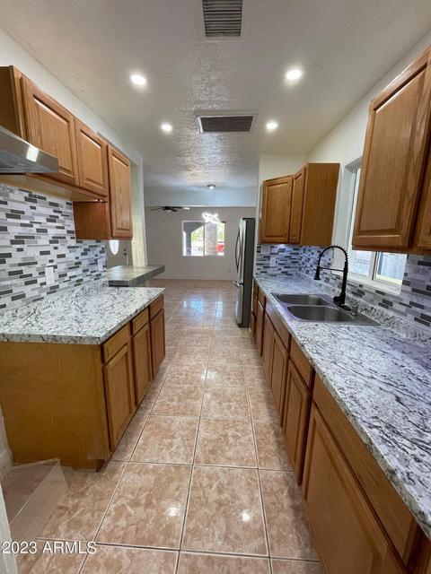 3220 W Pierce St, Phoenix, AZ 85009 photo 17