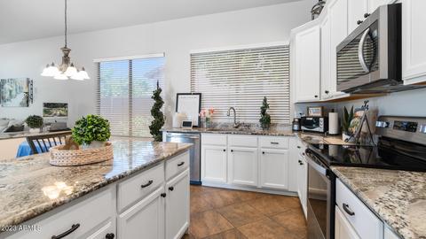518 E Sheffield Ave, Gilbert, AZ 85296 photo 2