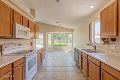 3513 E Sequoia Dr, Phoenix, AZ 85050 photo 10