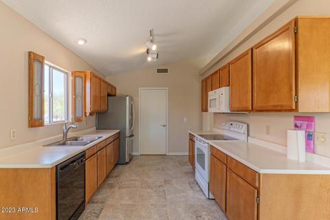 3513 E Sequoia Dr, Phoenix, AZ 85050 photo 6