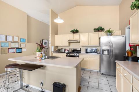 1934 E Smoke Tree Rd, Gilbert, AZ 85296 photo 11