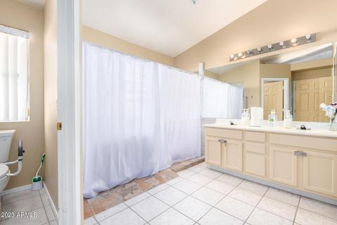 1934 E Smoke Tree Rd, Gilbert, AZ 85296 photo 15