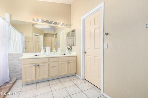 1934 E Smoke Tree Rd, Gilbert, AZ 85296 photo 16