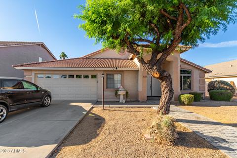 1934 E Smoke Tree Rd, Gilbert, AZ 85296