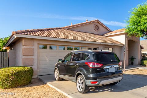 1934 E Smoke Tree Rd, Gilbert, AZ 85296 photo 4