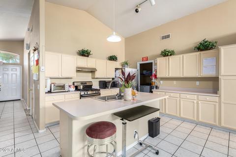 1934 E Smoke Tree Rd, Gilbert, AZ 85296 photo 10