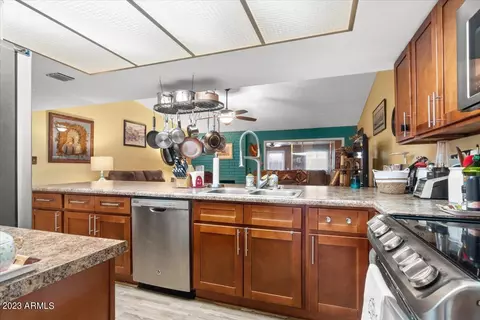 4249 E Hano St, Phoenix, AZ 85044 photo 5