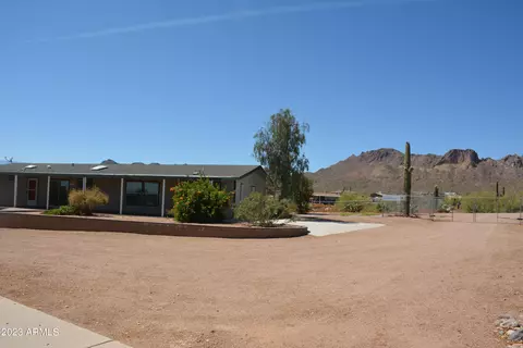 931 W Whiteley St, Apache Junction, AZ 85120