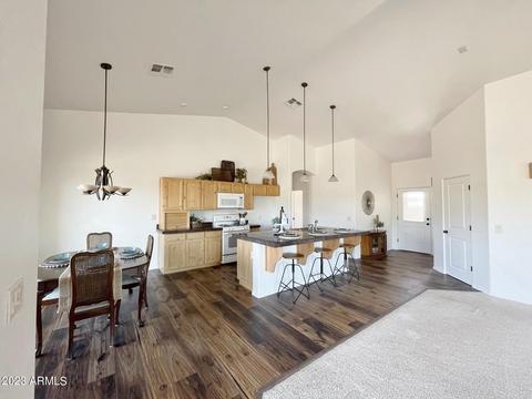 9408 S Springtail Dr, Hereford, AZ 85615 photo 5