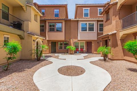 1812 N 77th Gln, Phoenix, AZ 85035