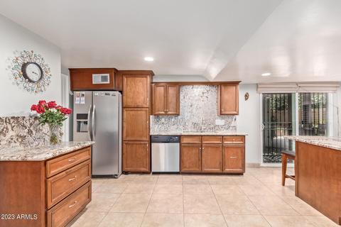 3834 N 34th St, Phoenix, AZ 85018 photo 9