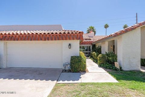 5720 N Scottsdale Rd, Paradise Valley, AZ 85253