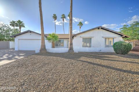 2814 S Las Palmas Cir, Mesa, AZ 85202