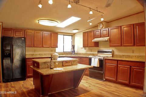2918 E Oraibi Dr, Phoenix, AZ 85050 photo 17