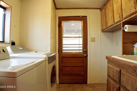 2918 E Oraibi Dr, Phoenix, AZ 85050 photo 30