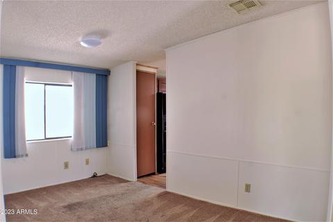 2918 E Oraibi Dr, Phoenix, AZ 85050 photo 9